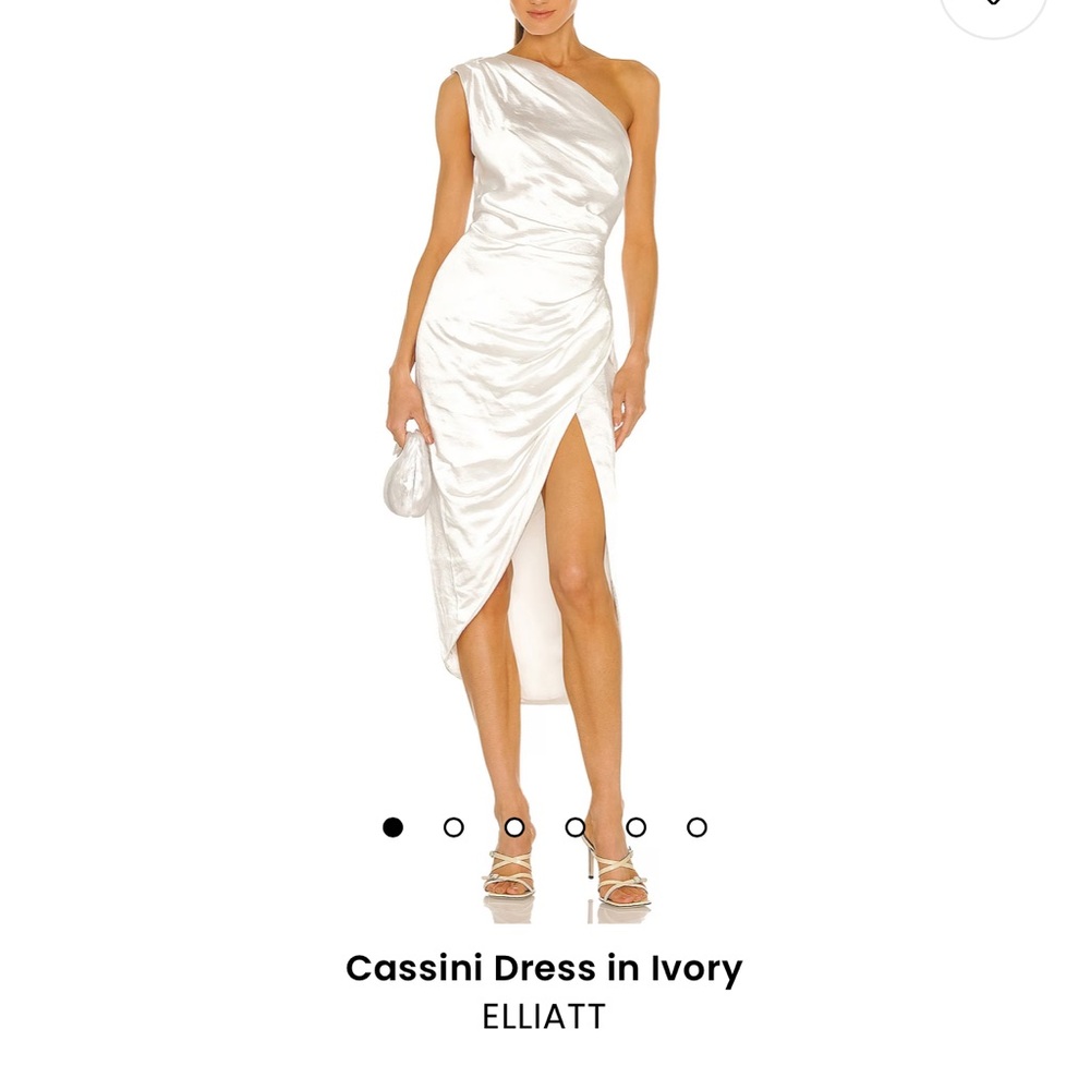 Elliat Cassini dress in ivory